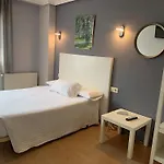 卡巴杨酒店 2*
