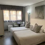 卡巴杨酒店 2*