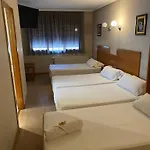 卡巴杨酒店 2* 奥维耶多