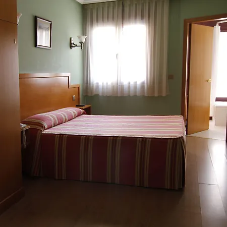 Szálloda Carbayon Oviedo