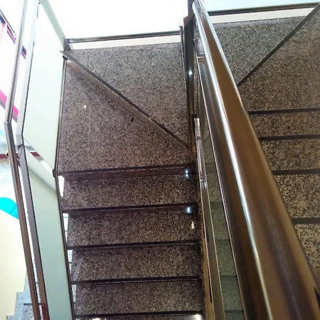 Szálloda Carbayon Oviedo