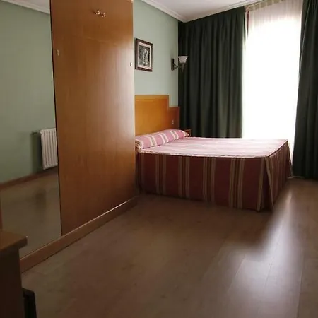 Carbayon Hotel
