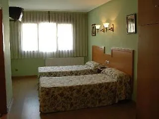 Carbayon 2* 오비에도